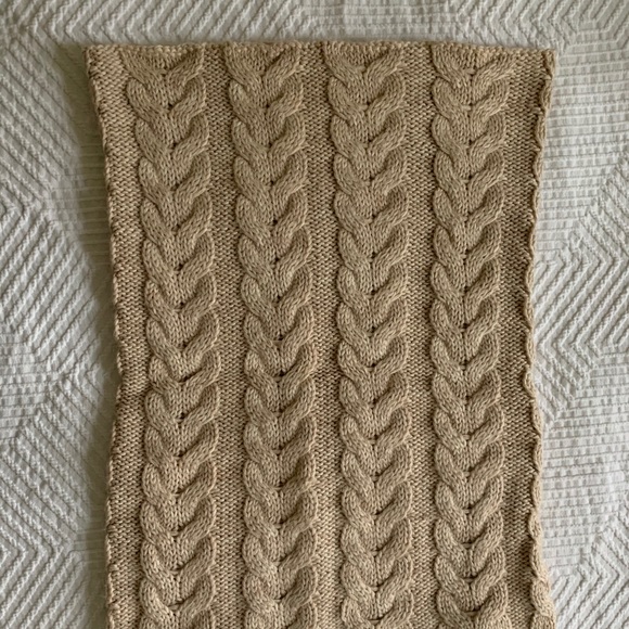 J Crew Snood - Picture 3 of 4